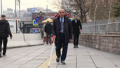 Engelli avukat isyan etti: 'Nüfusun yüzde 12’siyiz, payımız yüzde 2’nin altında'