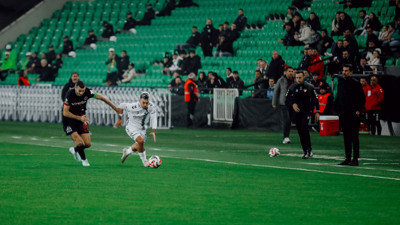 Gençlerbirliği'nden Sakarya'ya gol bombardımanı: Volkan'ın en farklı sevinci