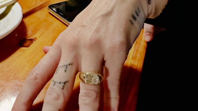 Ünlü şarkıcı Miley Cyrus nişanlandı