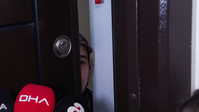 Adliye deposundan altın çalan memurun annesi konuştu