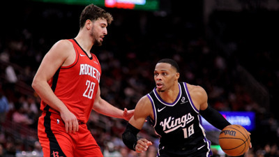 Alperen yine şov yaptı: Houston Rockets, Sacramento Kings'i ezip geçti
