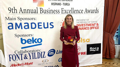 Ebru Özdemir'e İspanya'dan "Mesleki Liyakat Ödülü"