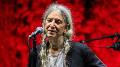 Rock müziğin şair ruhlu efsanesi İstanbul'a geliyor