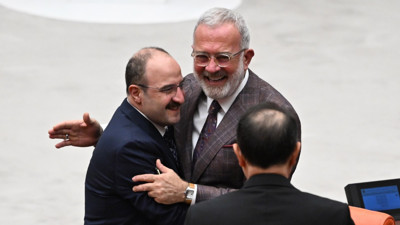 AKP'li isim 'rekor bende' dedi, kahkahayı patlattı