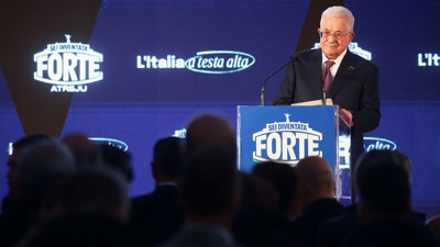 Mahmud Abbas'tan sert çıkış