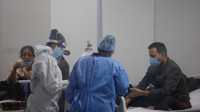 Ölümcül virüs salgını alarmı: Covid önlemleri geri döndü