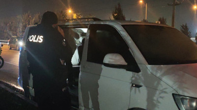 Park halindeki aracında ölü bulundu