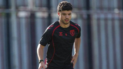 Samsunspor futbolcusu trafik kazası geçirdi