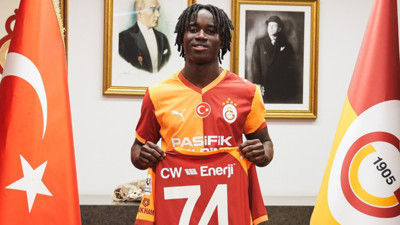 Galatasaray 00:03'te transferi açıkladı: 4.5 yıllık imza attı
