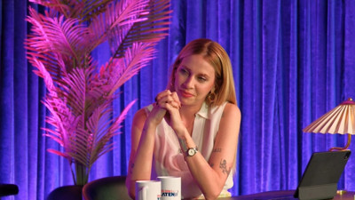 Melis İşiten’den çoklu flört çıkışı: “10 kişiyle aynı anda…”