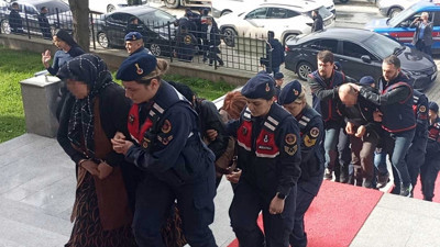 1 ay takip edildiler: Fuhuş operasyonunda 8 gözaltı