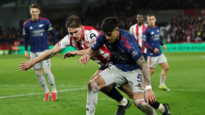 Lider Arsenal'a Brentford çelmesi: 1-1