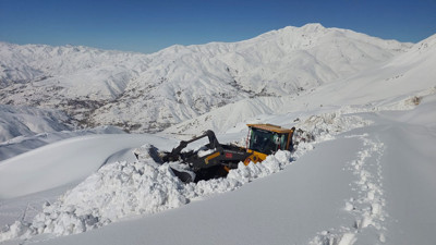 Kar kalınlığı 3 metreyi buldu