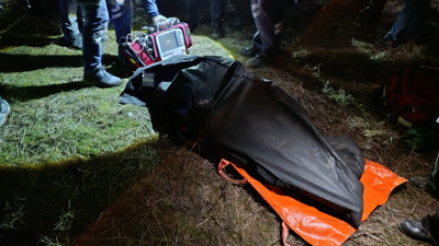 Yangında çöken binada yaşlı adamın cansız bedeni bulundu