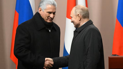 Rusya'dan Küba hamlesi: Trump izin verecek mi?