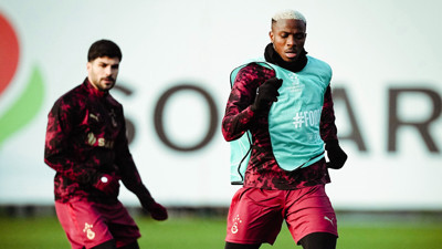 Victor Osimhen takıma döndü