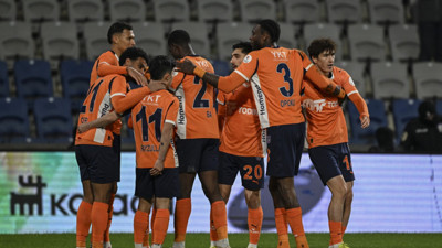 Başakşehir evinde Konyaspor'u ikinci yarıda geçti: 2-0