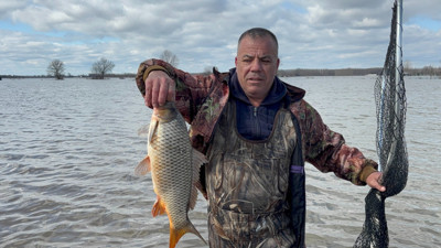 Edirne'de ilginç av: Tarlada sazan yakaladılar