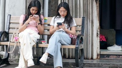 Bir ülke daha gençlere sosyal medyayı yasaklıyor