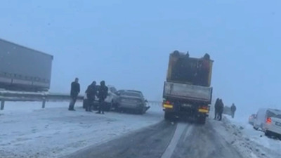 Diyarbakır'da zincirleme kaza! 10 araç birbirine girdi