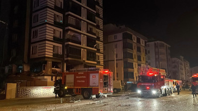 14 katlı bir binada doğalgaz patlaması: 16 yaralı