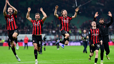 Milan, derbide Inter'i 1-0'la yıktı: 10 maç kala Puan farkını 7'ye düşürdü