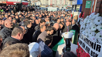 Akrabasının düşmesini engellemek isterken düşüp öldü