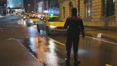 Taksim ve Kadıköy'de helikopter destekli 'Huzur İstanbul' denetimi