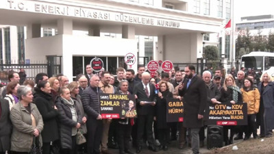 CHP'den EPDK önünde zam protestosu