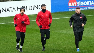 A Milli Takım yağmurda çalıştı: Zeki Çelik geri döndü