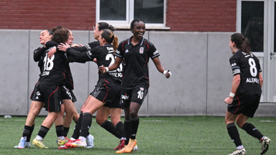 Beşiktaş, Galatasaray karşısında 4-1'den döndü: 8 gollü maç Fenerbahçe'ye yaradı