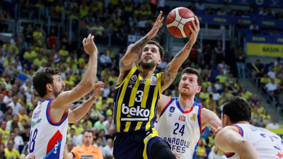Fenerbahçe'de ani ayrılık: Karşılıklı anlaşmayla sözleşmesi feshedildi