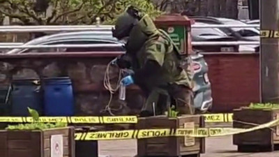 Durup dururken 'elimde bomba var' diye bağırdı, gözaltına alındı