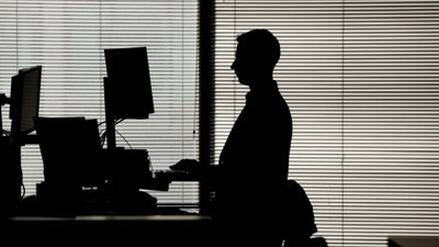 Petrol krizi vurdu, haftalık tatil arttı