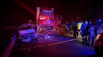 Isparta-Antalya karayolunda feci kaza: 1 ölü, 4 yaralı