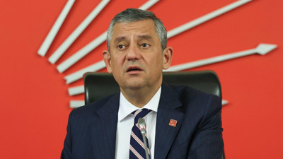 Özgür Özel, olağanüstü il başkanları toplantısına başkanlık etti