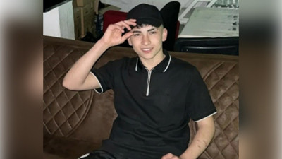 Polisten kaçarken çatıdan düşüp öldü