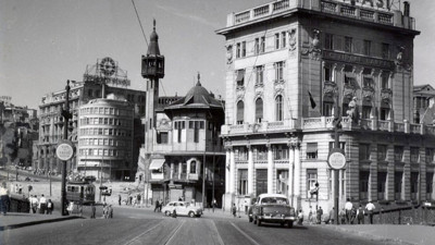 Adnan Menderes döneminde yıkılan camii yeniden inşa ediliyor