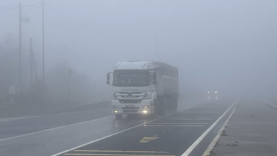 Bolu'da trafiğe sis düştü: Araçlar ilerlemekte zorlandı
