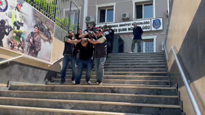 Alacaklıyı pencereden atarak öldürdüler