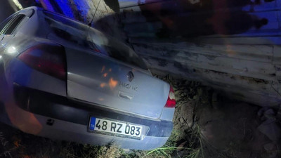 Otomobil, yol kenarında yürüyen kadınlara çarptı: 1 ölü, 2 ağır yaralı