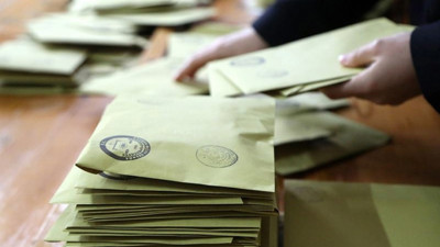 Silahlı saldırıda ölen muhtarın yerine ağabeyi muhtar seçildi