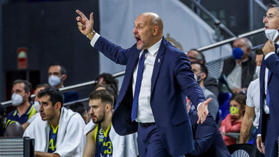 Fenerbahçe'nin eski hocası yeniden Türkiye'de: Djordjevic resmen açıklandı