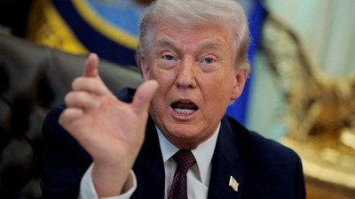 Trump duyurdu: Hürmüz'den tanker geçişleri başladı