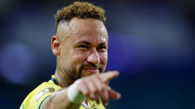Neymar geri döndü: 981 gün sonra Brezilya için sahaya çıktı