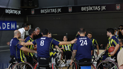 Fenerbahçe İstanbul Jet, Beşiktaş'ı evinde yenerek şampiyon oldu