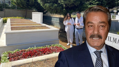 Kadir İnanır’ın mezarı ziyaretçi akınına uğradı