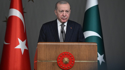 Erdoğan: Savaş bağımlısı İsrail hükümetine fırsat vermemek gerekiyor