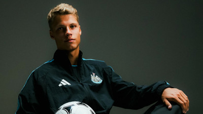 Newcastle United, 18'lik Sean Steur için 27 milyon Euro ödedi