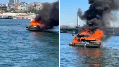 İstanbul'da yanan tekneden denize atlayarak kaçtılar